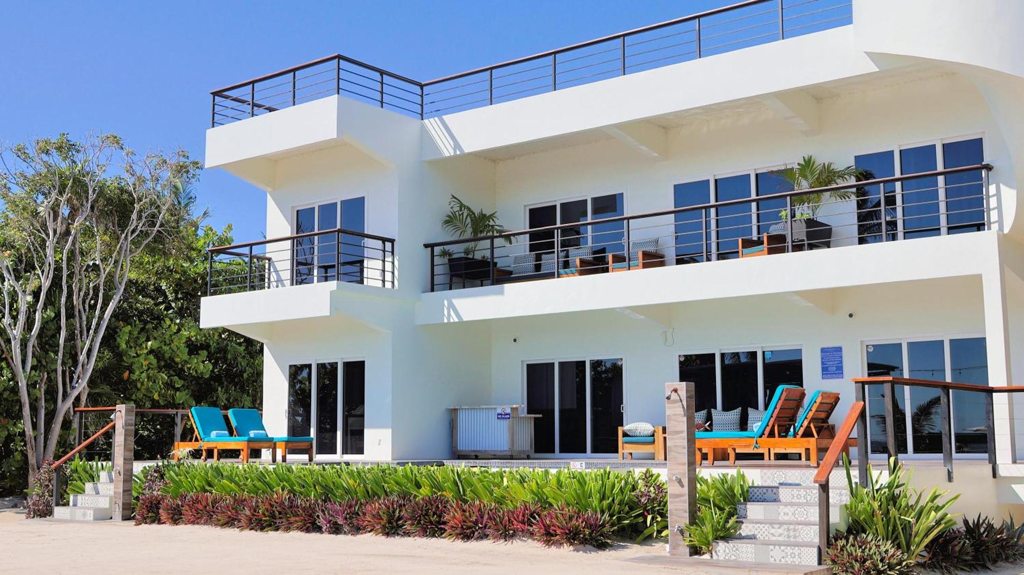 Mangata Villas Adults Only Сан Педро Екстериор снимка