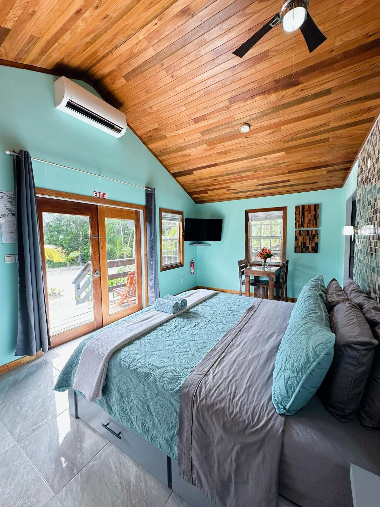Mangata Villas Adults Only Сан Педро Екстериор снимка