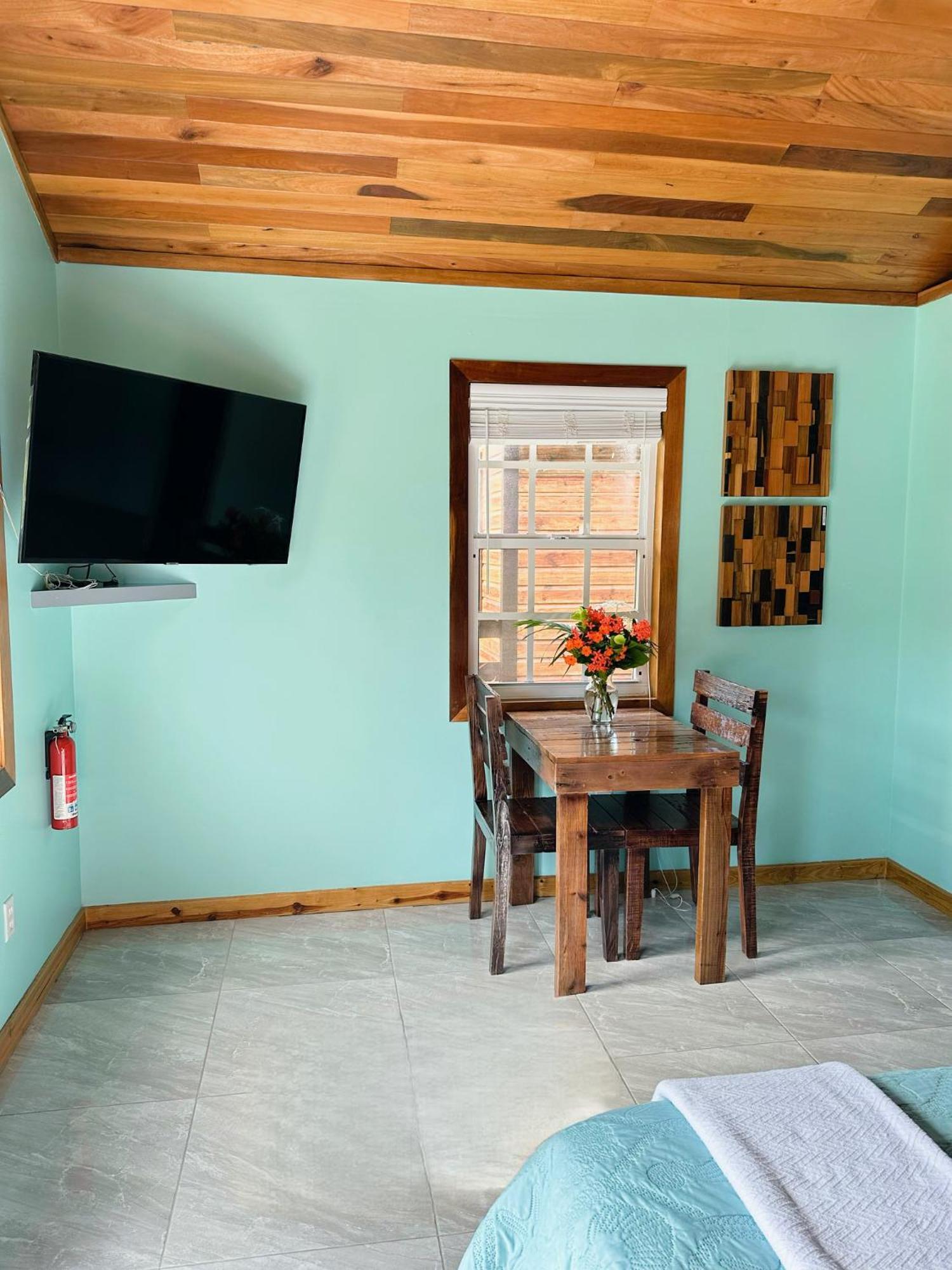 Mangata Villas Adults Only Сан Педро Екстериор снимка